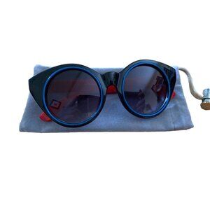 Stylish Polaroid Sunglasses - Plastic Goggle Sun Shades Kids Fashion Eyewear 1pc